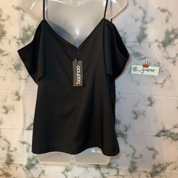 12 ELIZA Woven Strappy Open Shoulder Blouse BooHoo Plus - Picture 4 of 12